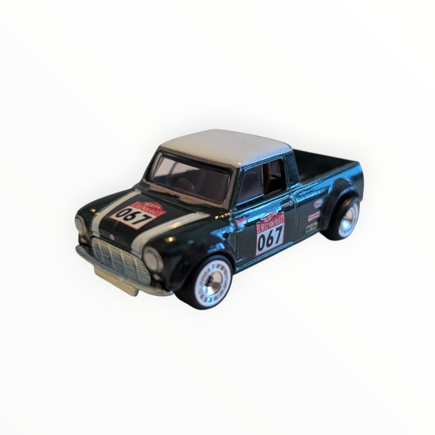 Hot Wheels Premium ’67 Austin Mini Pickup – Real Riders – 1:64