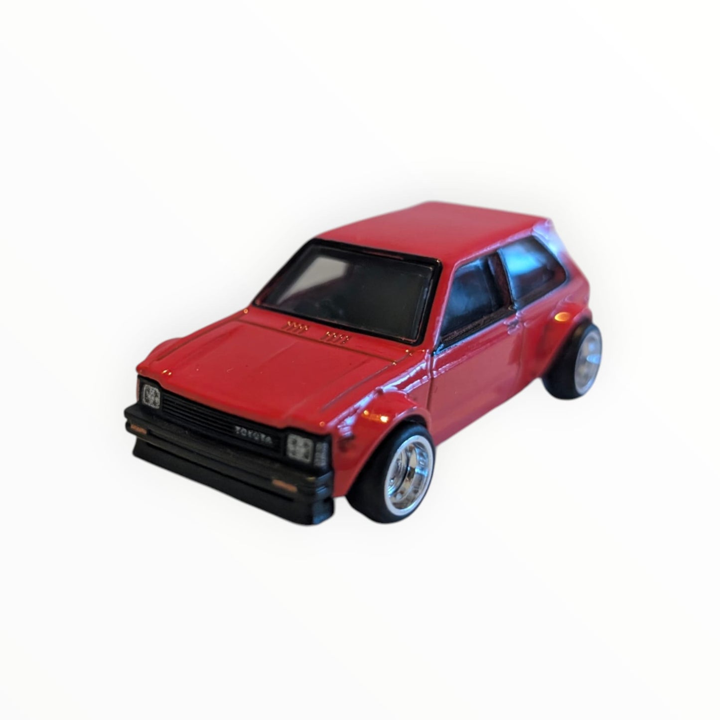 Hot Wheels Premium ’81 Toyota Starlet KP61 – Real Riders – 1:64