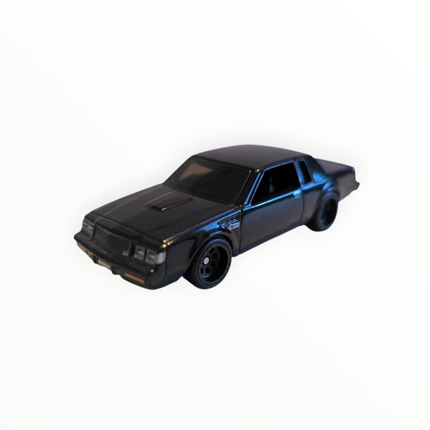 Hot Wheels Premium ’87 Buick Regal GNX – Real Riders – 1:64