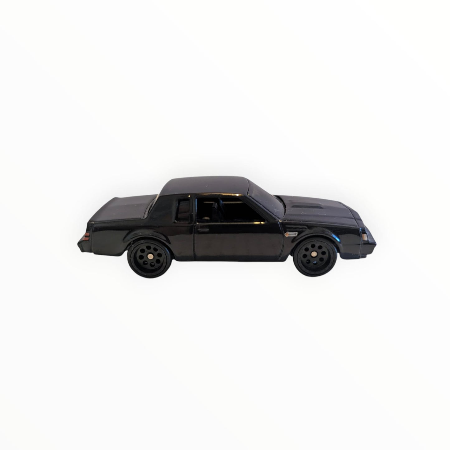 Hot Wheels Premium ’87 Buick Regal GNX – Real Riders – 1:64