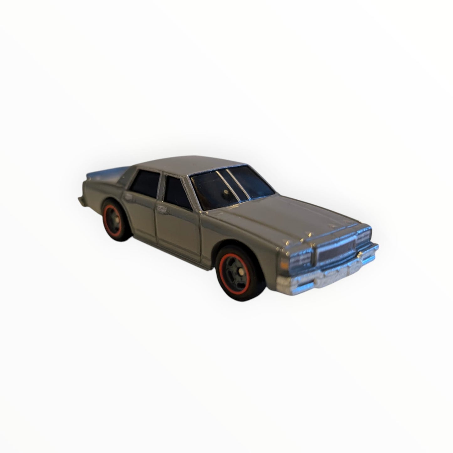 Hot Wheels Premium 1987 Chevy Caprice – Fast & Furious – Real Riders – 1:64