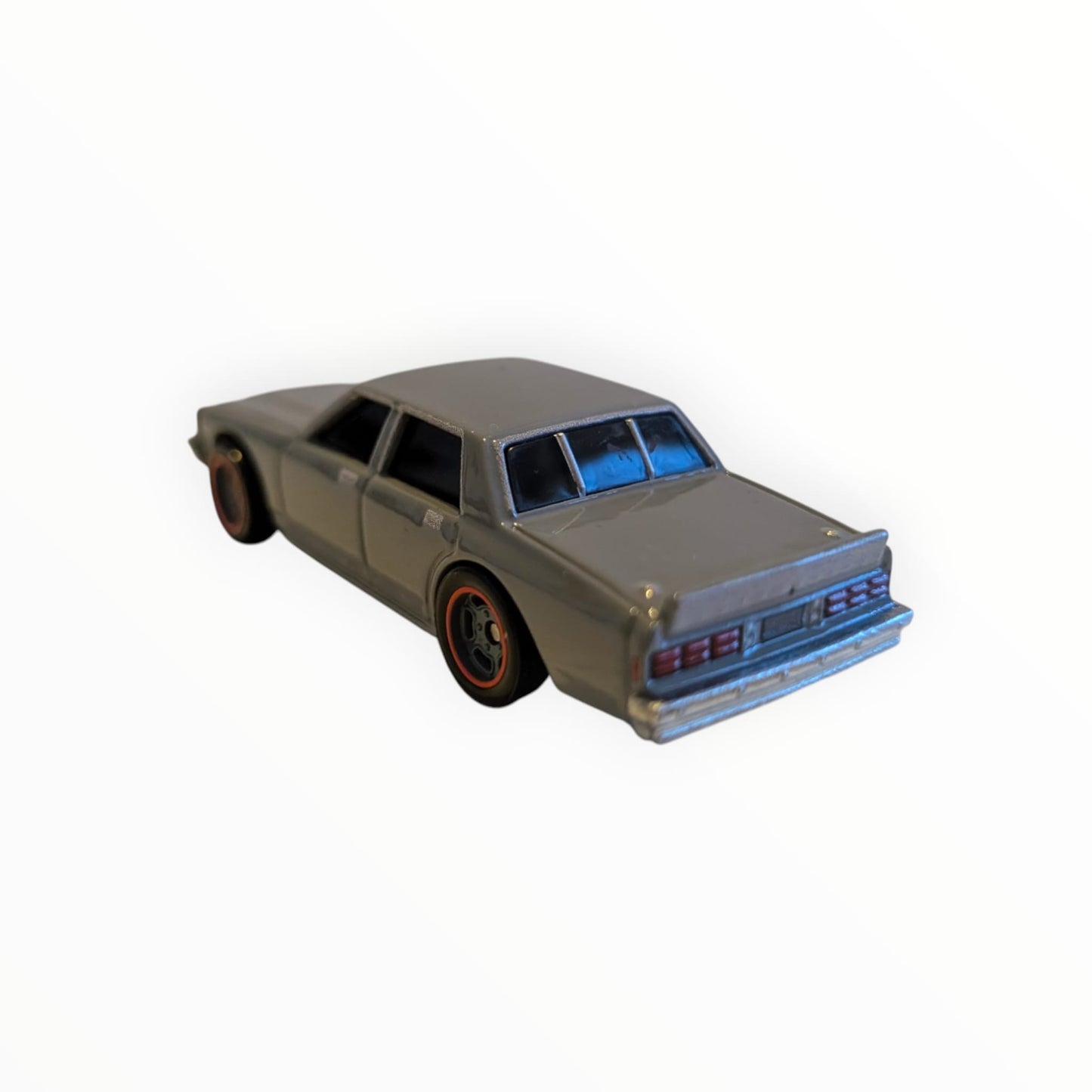 Hot Wheels Premium 1987 Chevy Caprice – Fast & Furious – Real Riders – 1:64