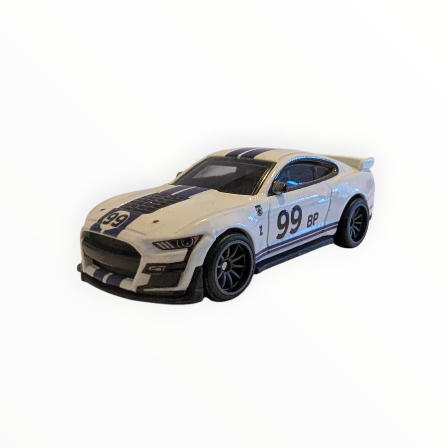 Hot Wheels Premium ’20 Ford Shelby GT500 – Boulevard #66 – Real Riders – 1:64