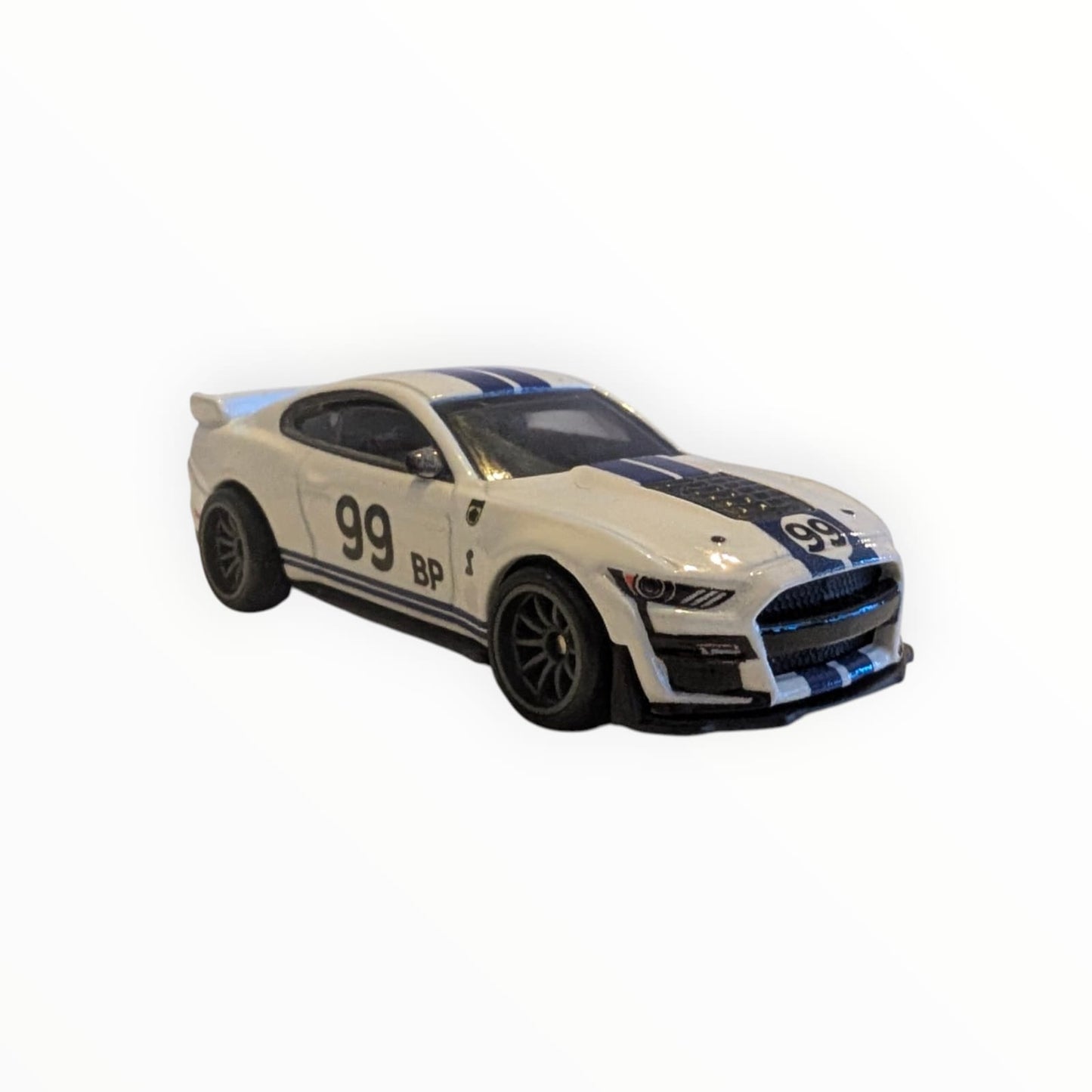 Hot Wheels Premium ’20 Ford Shelby GT500 – Boulevard #66 – Real Riders – 1:64