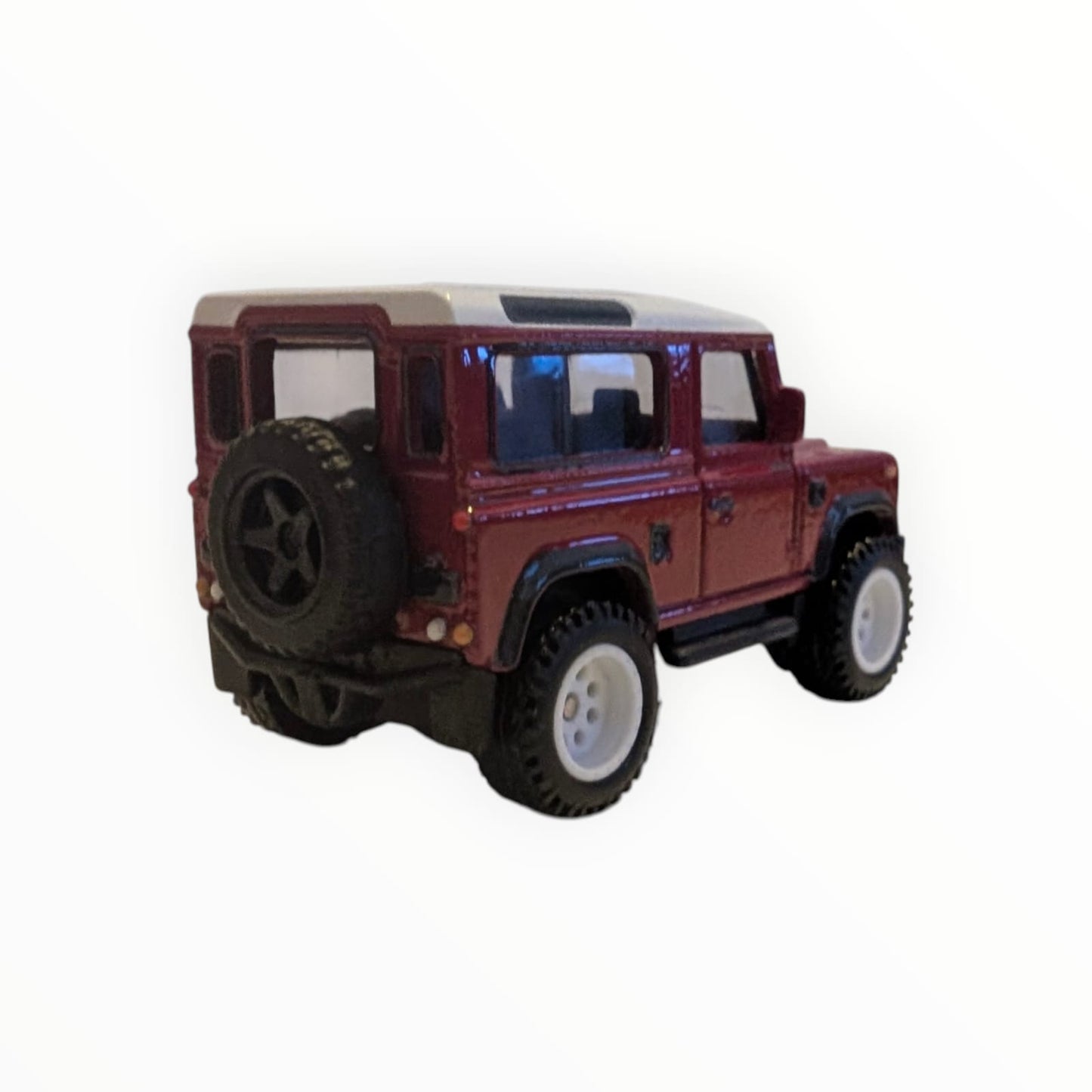 Hot Wheels Premium Land Rover Defender 90 – HW Off Road – Real Riders – 1:64