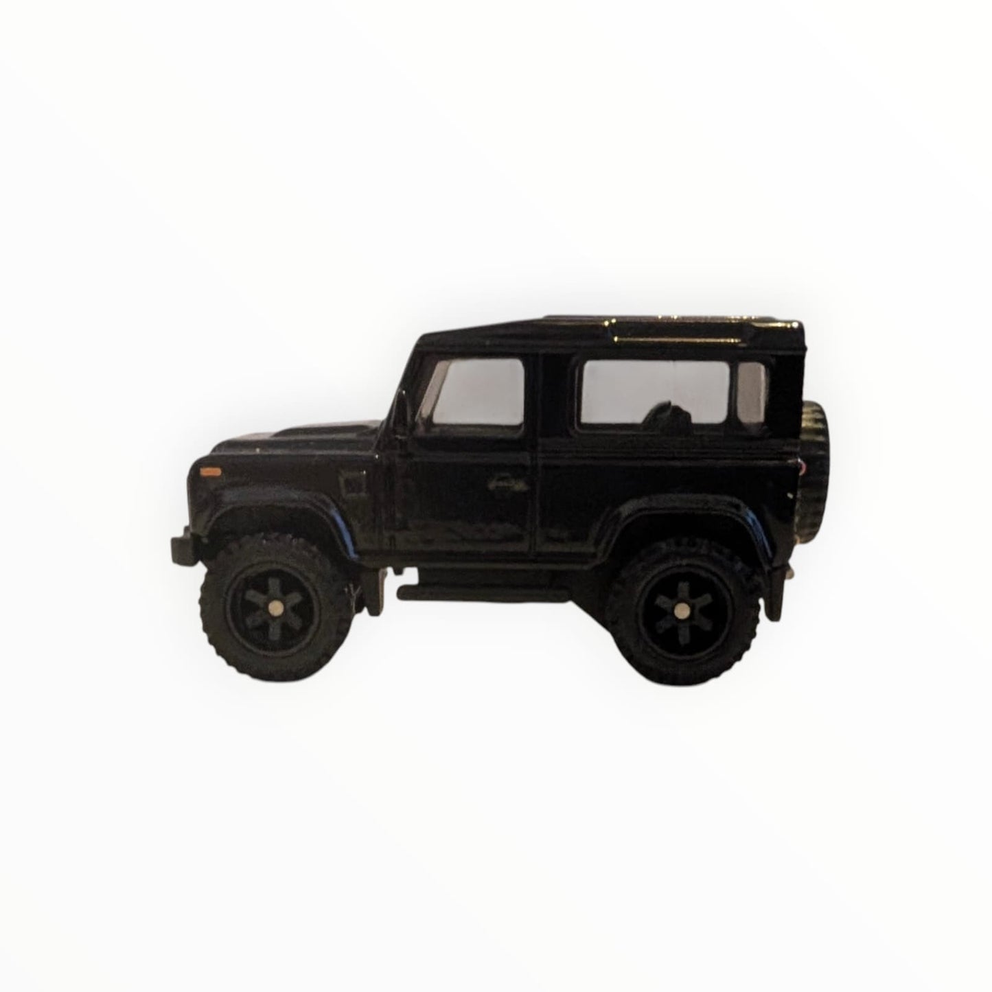 Hot Wheels Premium Land Rover Defender 90 – Fast & Furious – Real Riders – 1:64