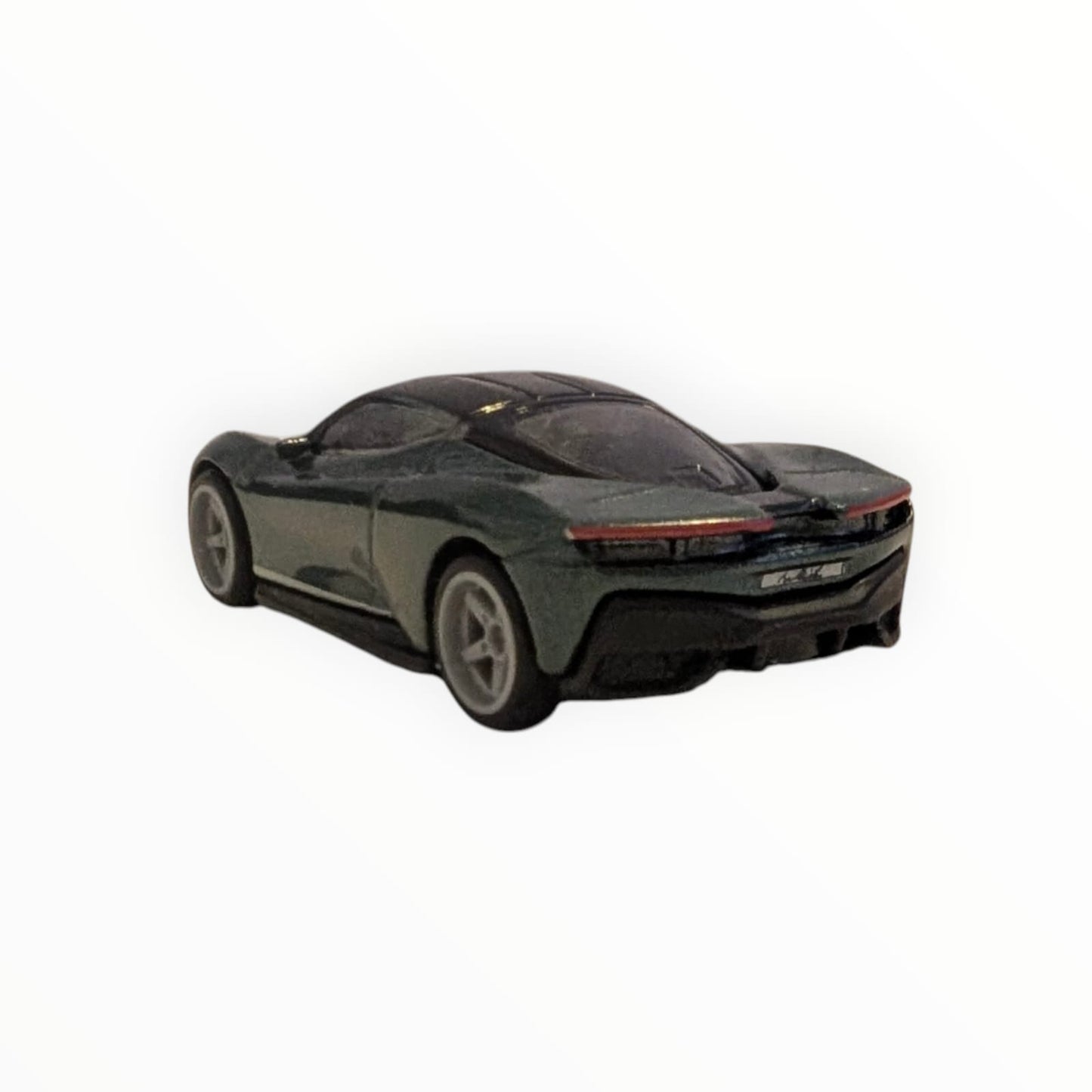 Hot Wheels Premium Automobili Pininfarina Battista – Euro Speed – Real Riders – 1:64