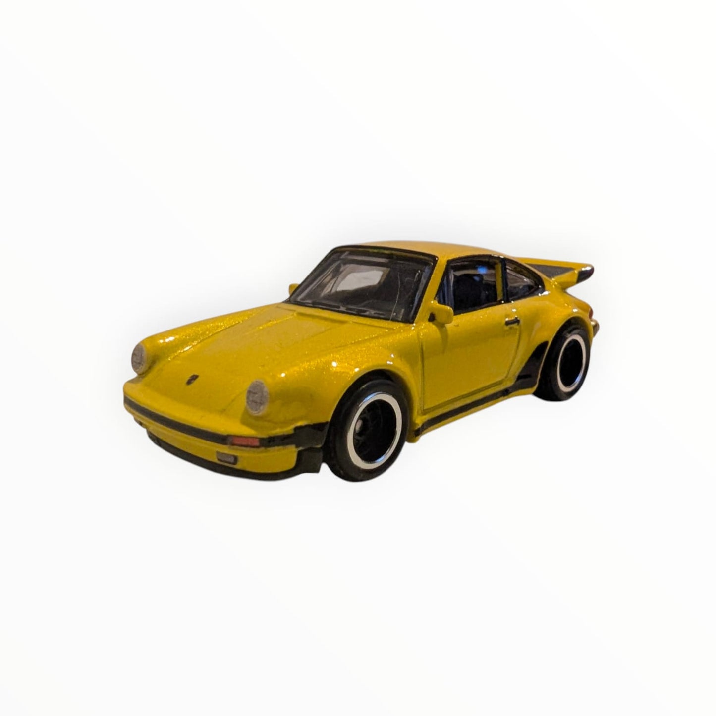 Hot Wheels Premium Porsche 911 Turbo 930 – Boulevard – Real Riders – 1:64