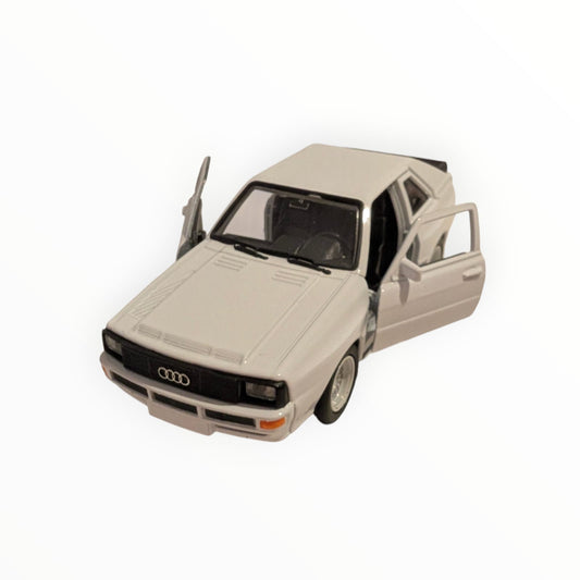 Welly Audi Sport quattro – weiß | 1:43 | Rückzugmotor | Neuware