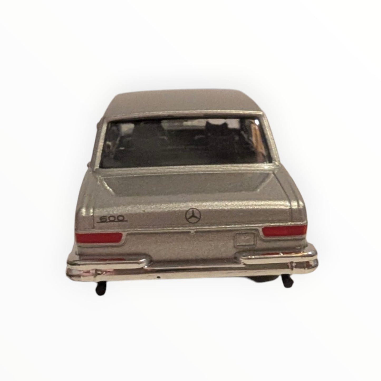 Welly Mercedes-Benz 600 Pullman – silber | 1:43 | Rückzugmotor | Neuware