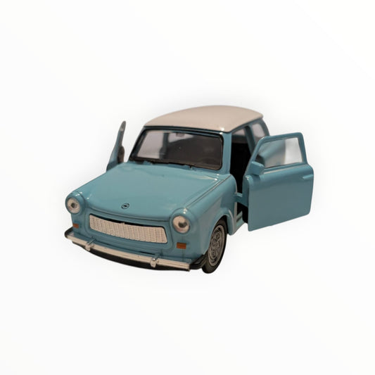 Welly Trabant 601 hellblau/weiß 1:43 – Neuware, Türen zum Öffnen