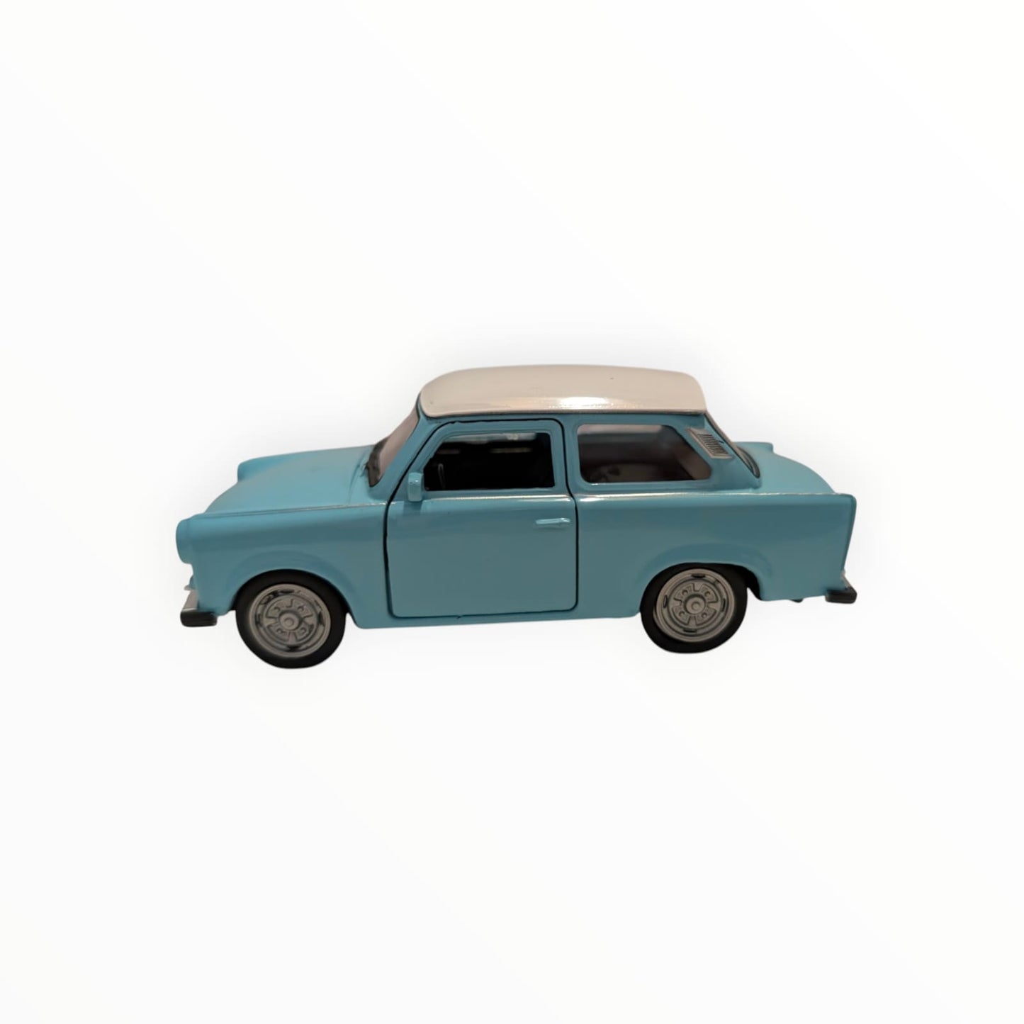 Welly Trabant 601 hellblau/weiß 1:43 – Neuware, Türen zum Öffnen