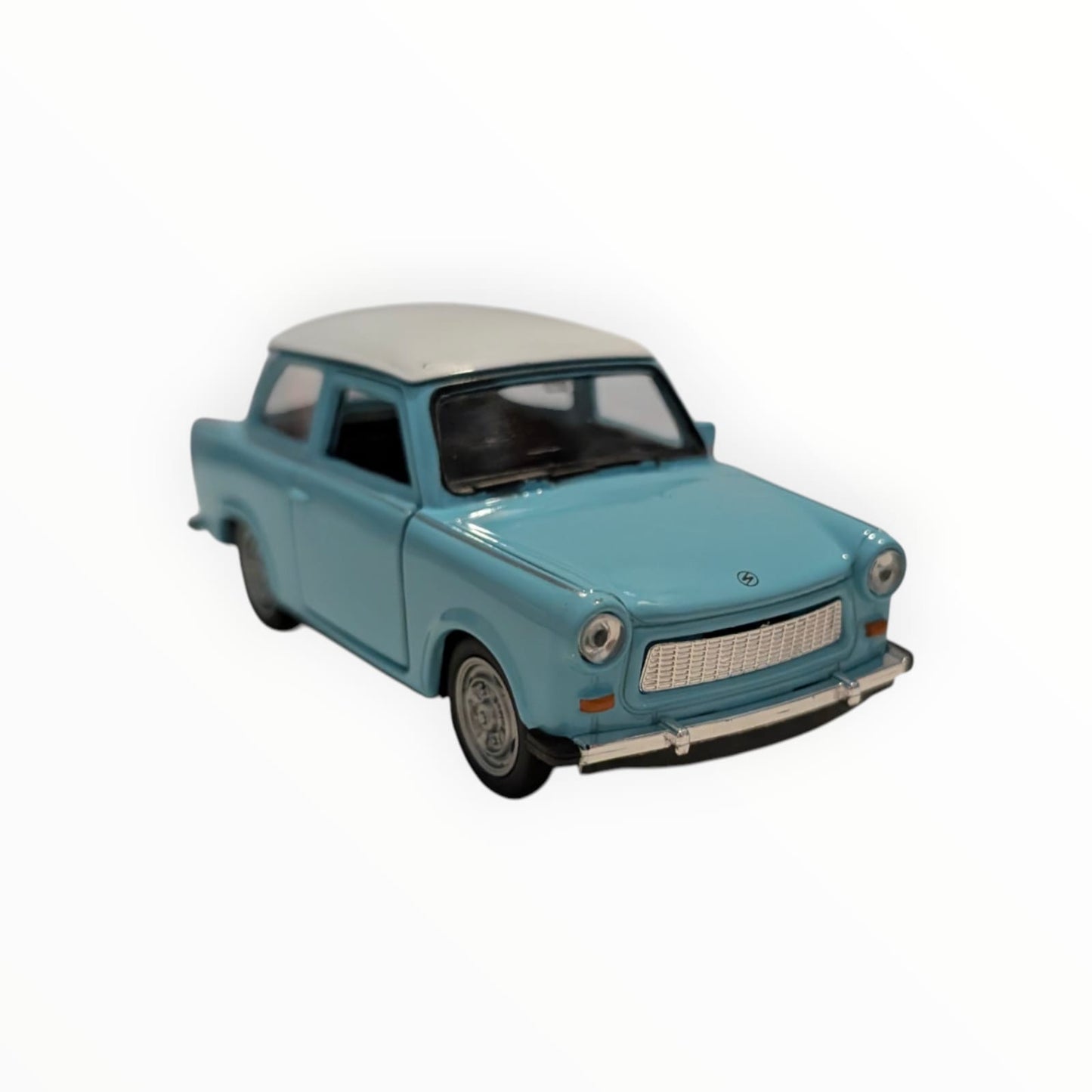 Welly Trabant 601 hellblau/weiß 1:43 – Neuware, Türen zum Öffnen