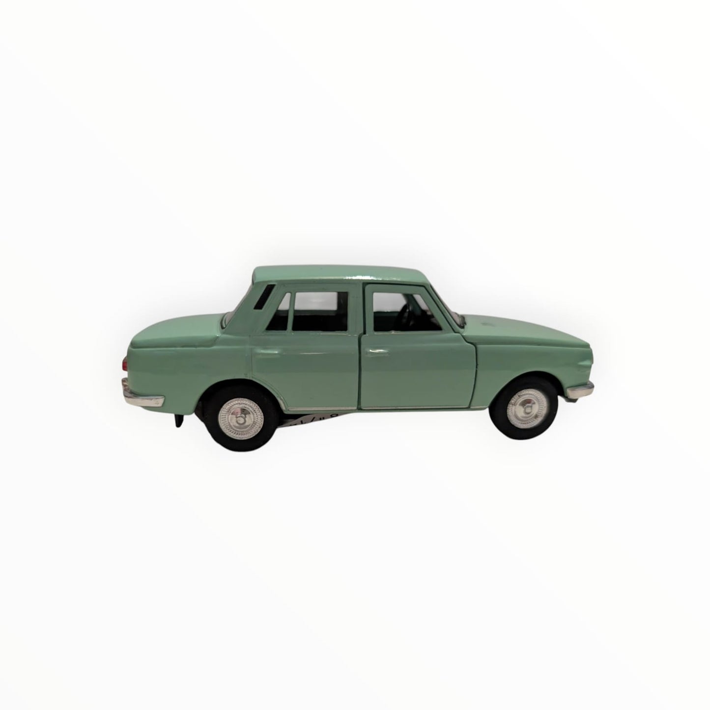 Welly Wartburg 353 – mintgrün | 1:43 | Rückzugmotor | Neuware