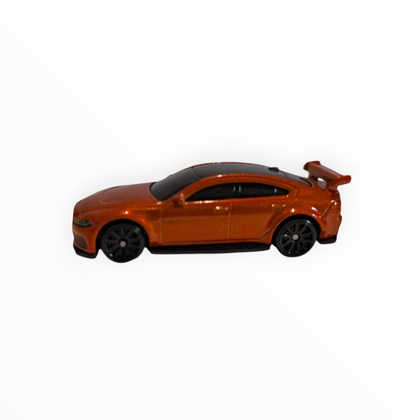 Hot Wheels Jaguar XE SV Project 8 – orange metallic – lose – ca. 1:64