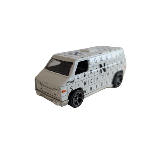 Hot Wheels 70’s Van HW Art Cars Crossword – weiß – lose – 1:64