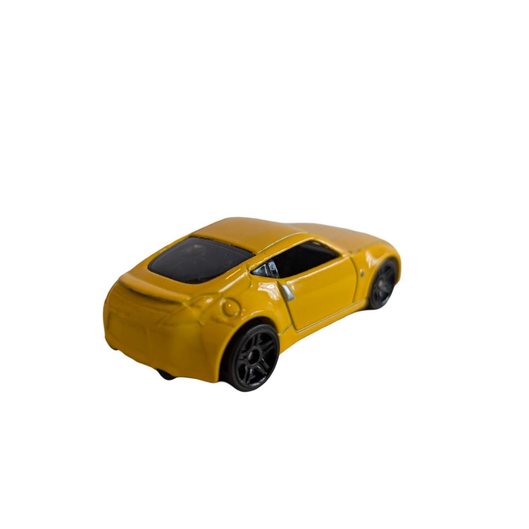 Hot Wheels Nissan 370Z Gelb – 1:64 Modellauto lose / gebraucht