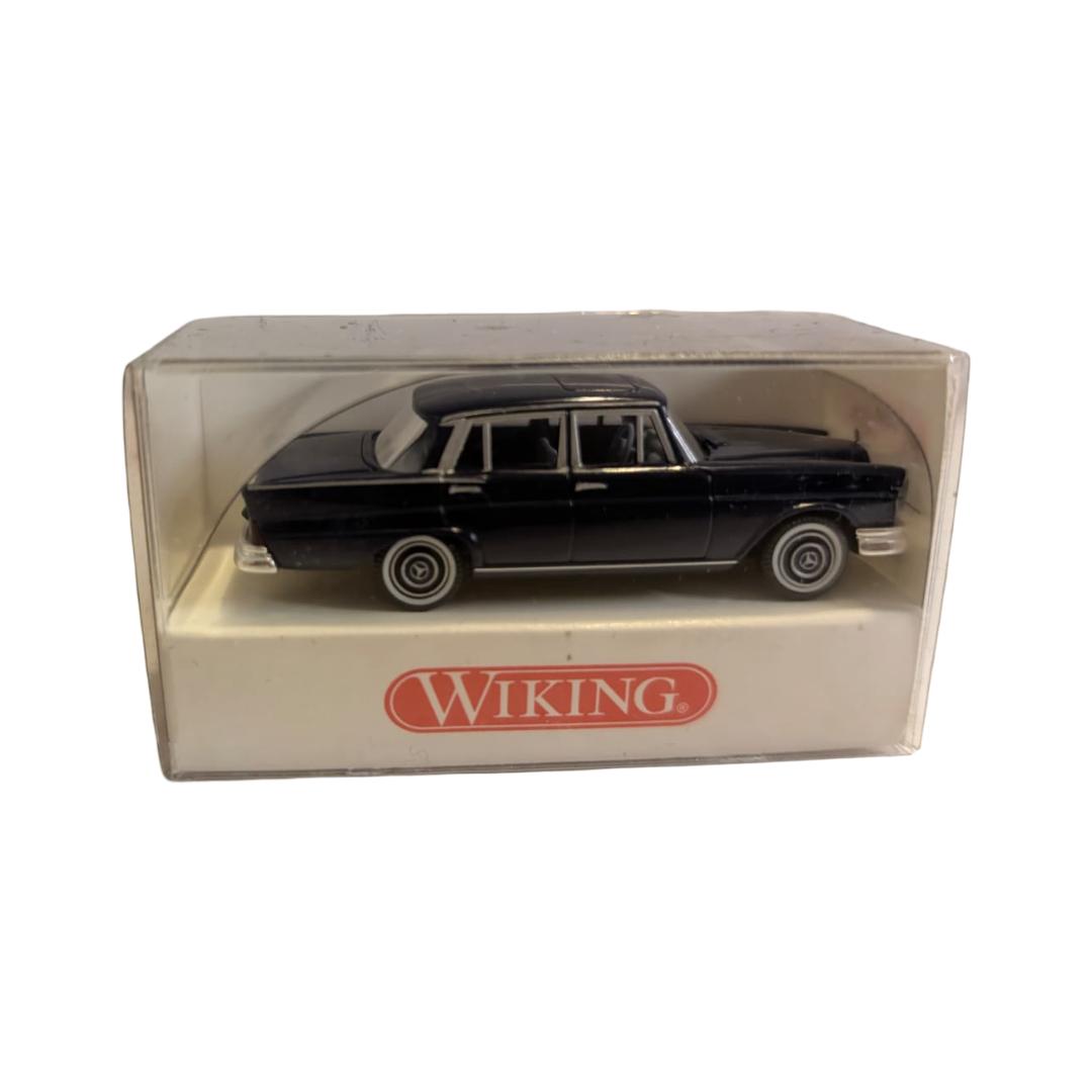 Wiking 824 03 26 Mercedes-Benz 220 S Ponton stahlblau – 1:87 – OVP