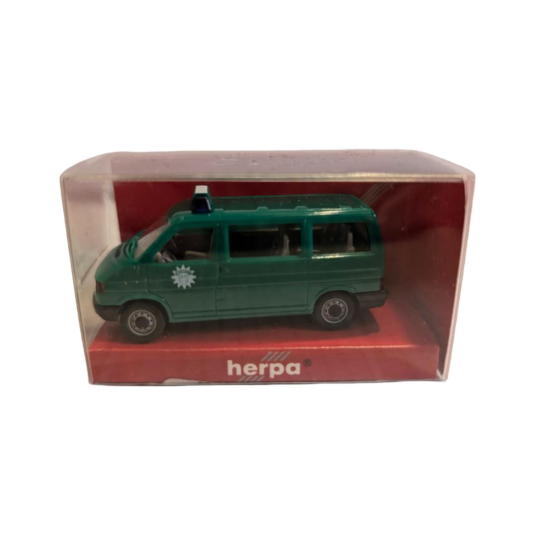 Herpa 041874 VW T4 Caravelle Polizei grün/weiß – 1:87 – OVP