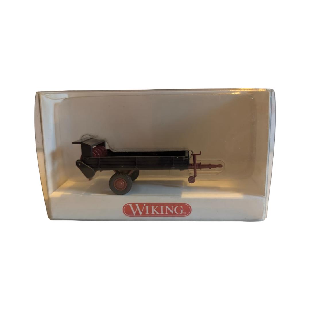 Wiking 0887 01 20 Fortuna Stalldung-Breitstreuer schwarz/rot – 1:87 – OVP