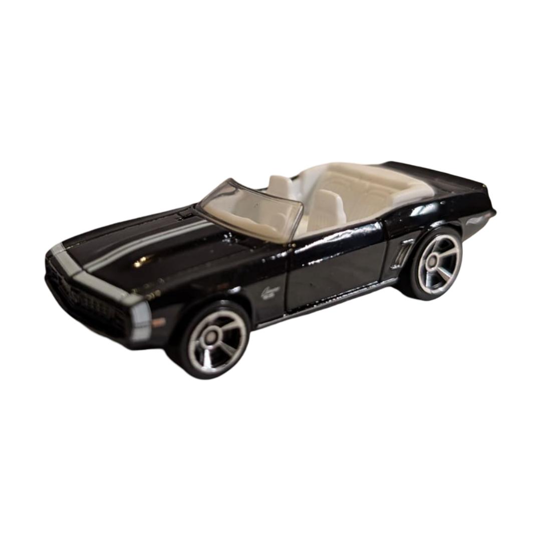 Hot Wheels 3er-Set Chevrolet Camaro – Coupé, ’69 Camaro SS & Cabriolet – lose ca. 1:64