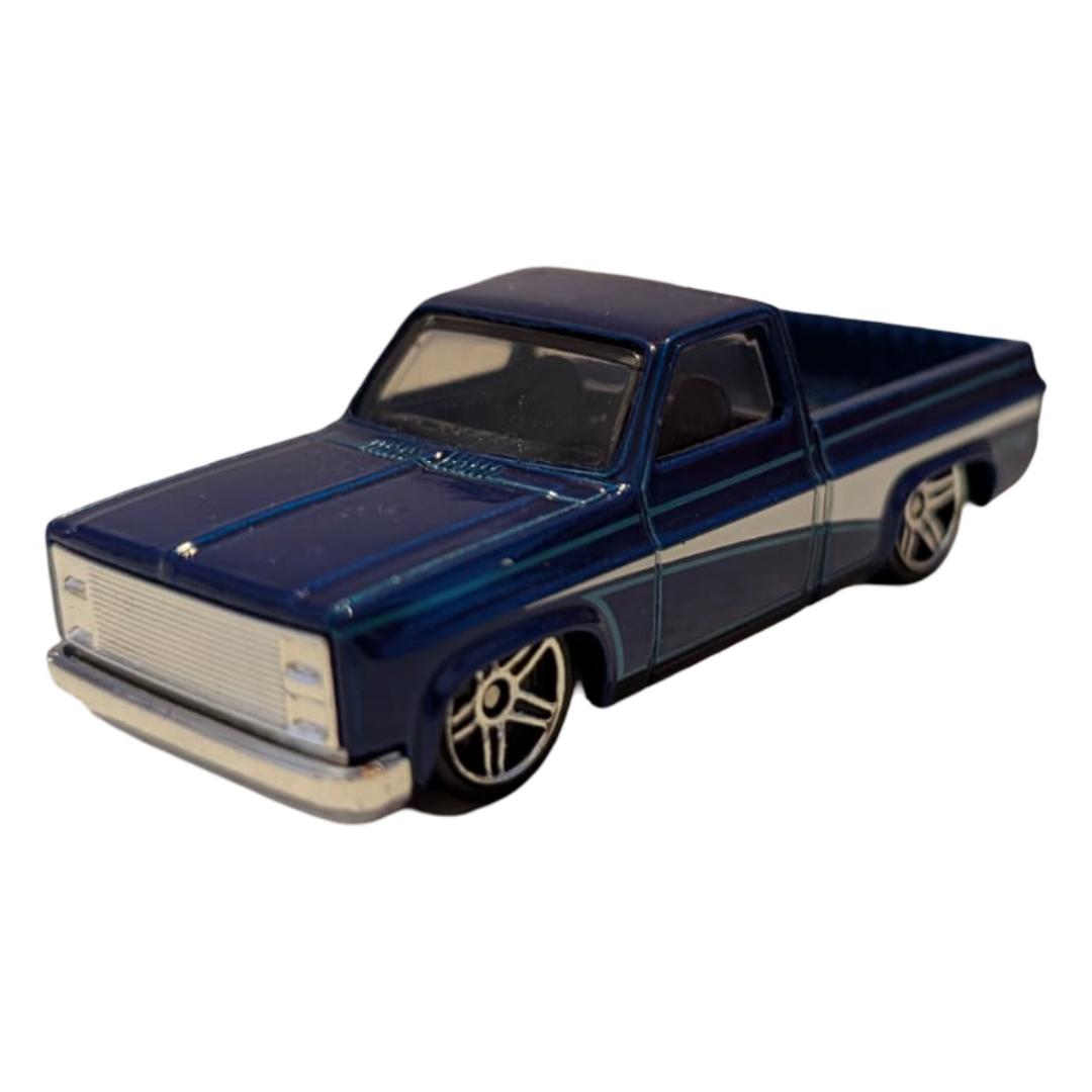 Hot Wheels ’83 Chevy Silverado 3er-Set – Custom Lowrider Pickups in Blau – lose