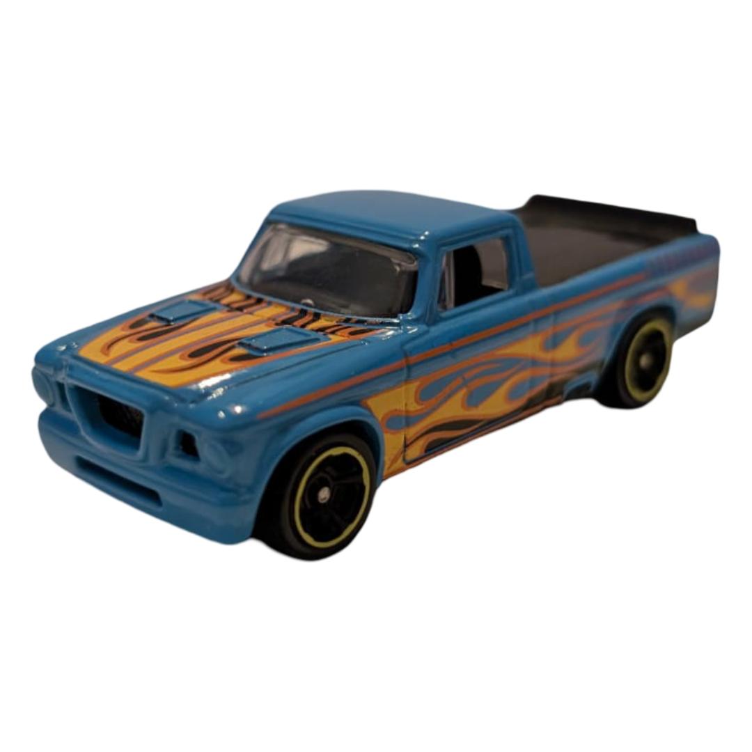 Hot Wheels Custom-Pickup 3er-Set – El Camino, Custom Pickup & La Troca im Flames-Design – lose