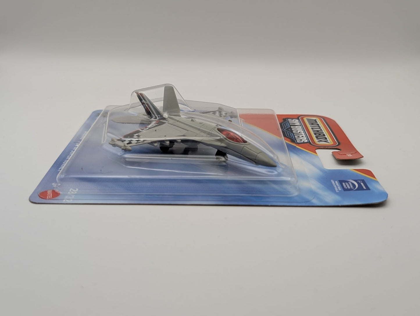 Matchbox Sky Busters Boeing F/A-18 Super Hornet 28/32 Weiß OVP 2025